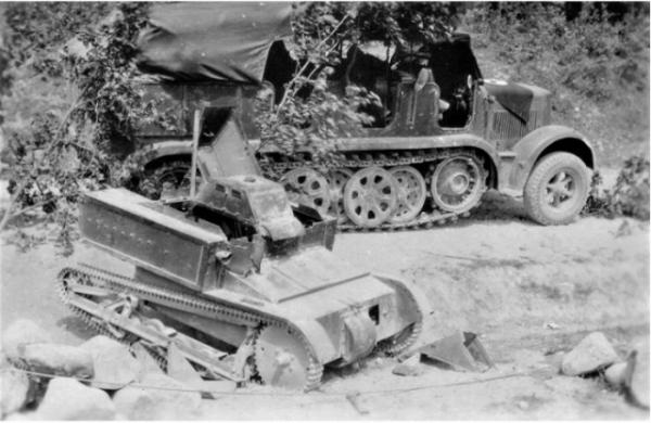 �������� �������������� ����� Sd.Kfz. 7 ����� � ��������� ��������� ��������� �-27 